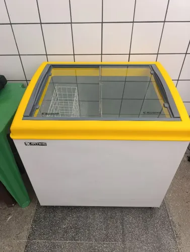 FREEZER HORIZONTAL 300L