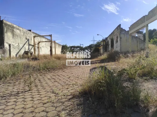 Área à venda no Bairro CIDADE INDUSTRIAL
