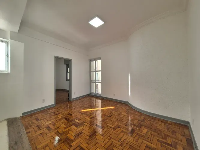 Apartamento 45m² na Av. Duque de Caxias Campos Elíseos. 1Dorm., metrô a 6 min a pé.