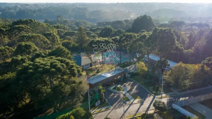 Terreno em Condomínio Fechado no Campo Comprido