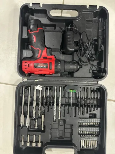 Furadeira a bateria