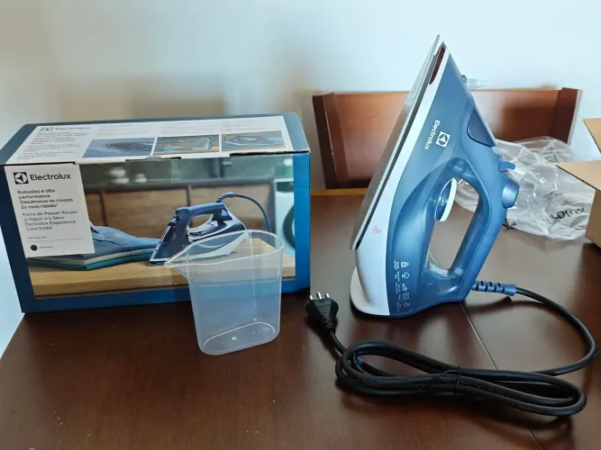 NOVO**Ferro de passar Electrolux