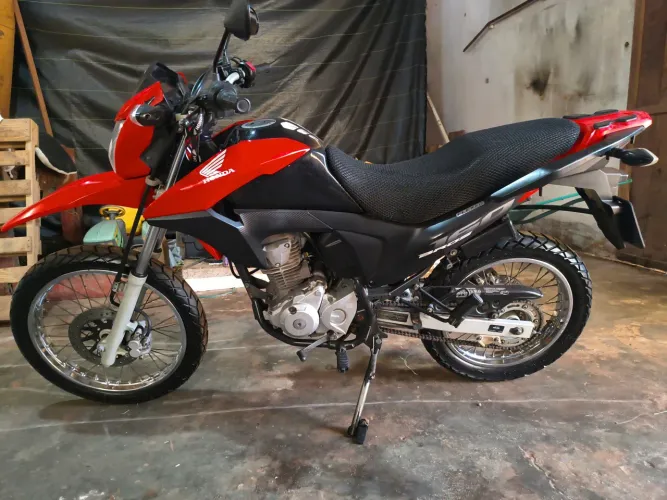 Honda Bros 160 impecável, 40 mil km bem conservada!