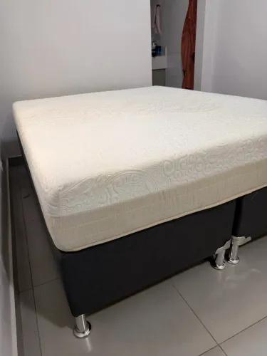 Cama Queen 