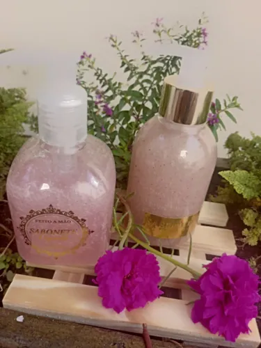 KIT 2 Sabonete Líquido Artesanal Feito à Mão - 250 ML - Entrega Garantida