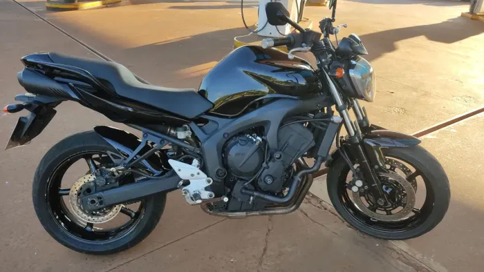 FZ6 - Fazer 600