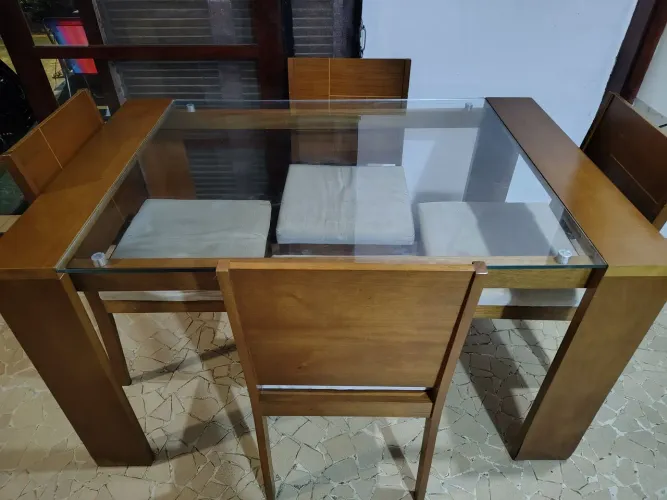Conjunto de Mesa de Cozinha com 4 Cadeiras Usadas