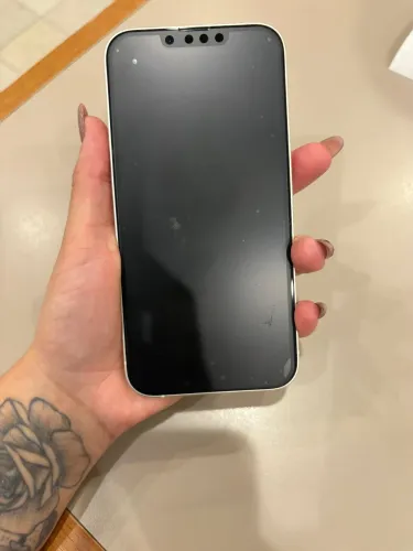 iPhone 13 - Excelente estado | Única dona | 92% de bateria