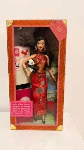 Barbie Collector Dolls of the world China