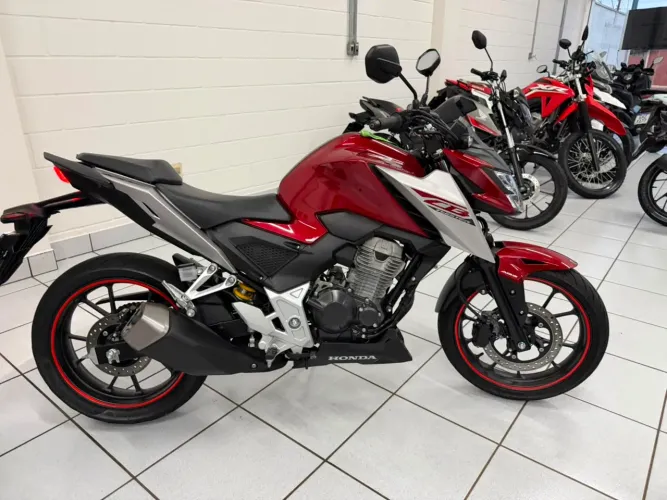 HONDA CB 300F TWISTER ABS