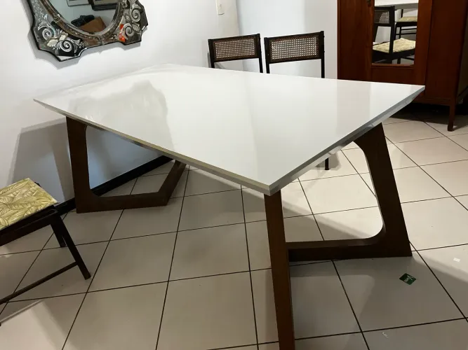 Vendo mesa semi nova