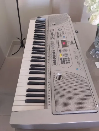 Vendo Teclado Wolf