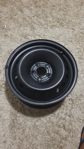 Roda de ferro Fiat aro 16 original Fiat Toro - Seminova