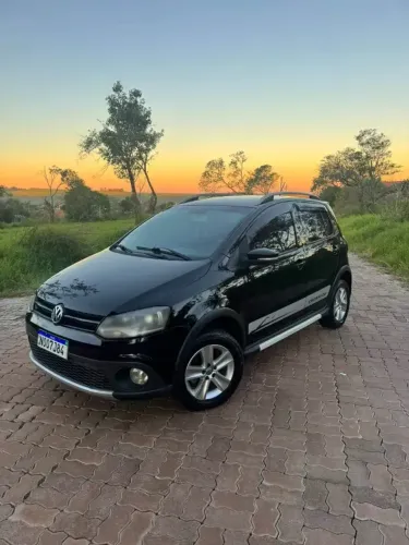 Volkswagen Crossfox 1.6 MI Total Flex 8V 5P 2011
