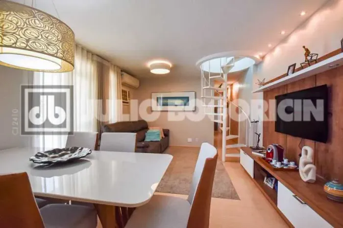 Cobertura : Triplex / Residencial / Icaraí