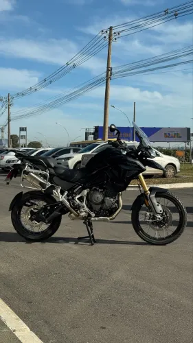 TIGER 1200 RALLY BLACK EDITION 2025/2026 - 4.676 KM
