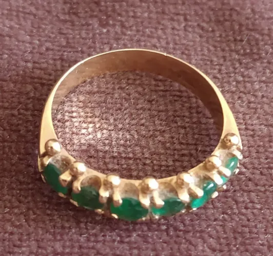 Anel de ouro 18k com esmeraldas - jóia de ouro 18k