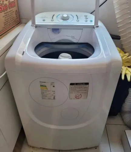 Máquina de Lavar Roupa Electrolux 15 Kilos em Perfeito Estado