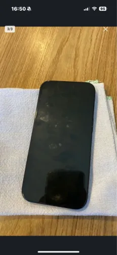 Vendo iPhone 16, com 7 meses de uso em perfeito estado 