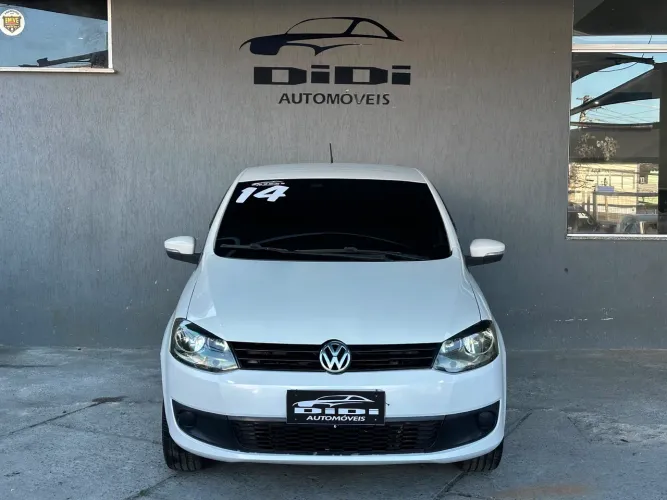 Volkswagen Fox Bluemotion 1.0 MI Total Flex 12V 5P 2014