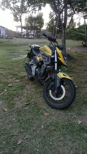 Vendo essa cb300f dourada