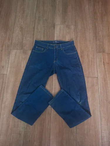 Calça jeans básica 