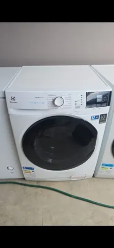 Lavadora lava e seca Electrolux