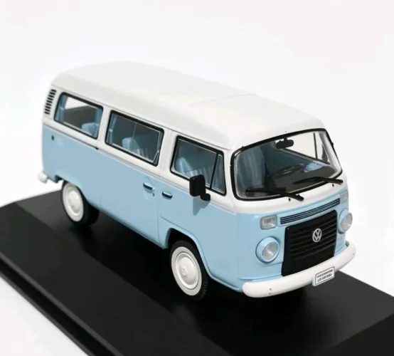 Volkswagen Kombi Last Edition 2013 - Miniatura