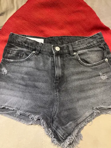 Short Zara 13/14 veste 34 Perfeito!