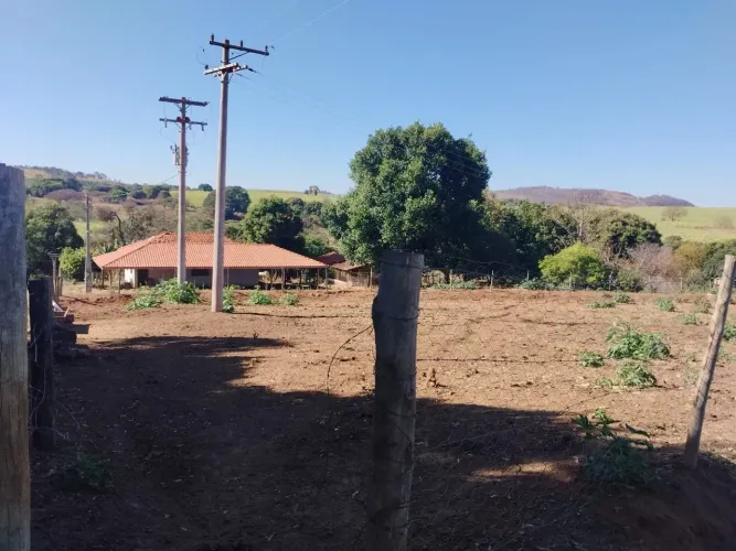 SITIO EM CAJURU 3 ALQUEIRES 1.000.000.00 ( D )