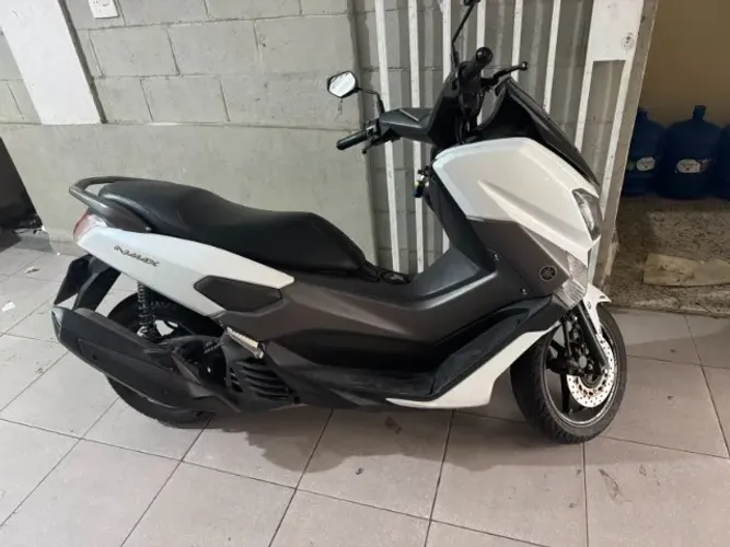 NMAX 18/19 bem conservada 37.200 km