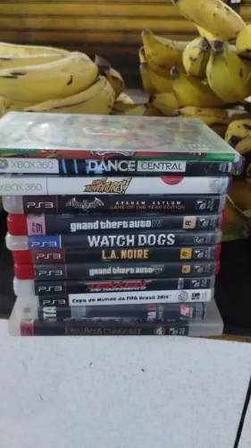 10 jogos de PS2 e 2 de Xbox