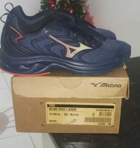 Tênis mizuno