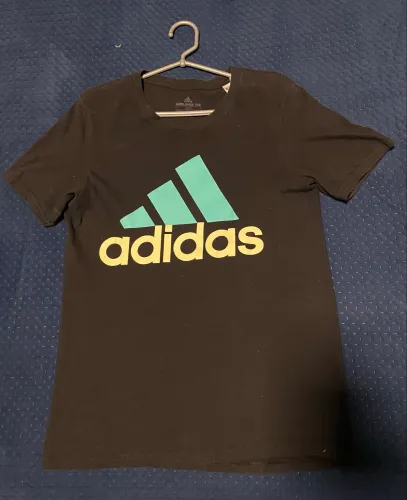 Camiseta Adidas Amplifier Tee Preta Logo Colorido - Tam. P (Original)