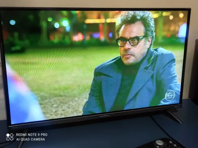 Smart TV Britânia Roku 32