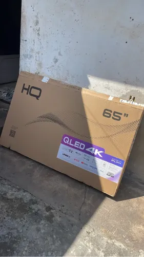 Caixa de papelão TV 65 