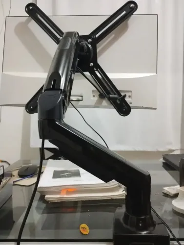 Suporte Articulado a Gás para Monitores nb f80 Pronta entrega