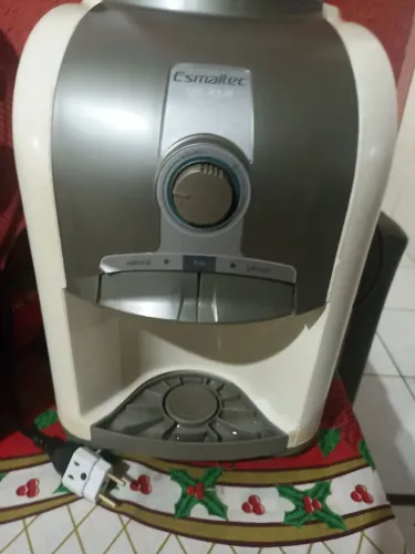Bebedouro Esmaltec