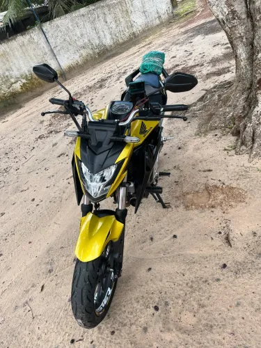 CB300F único dono