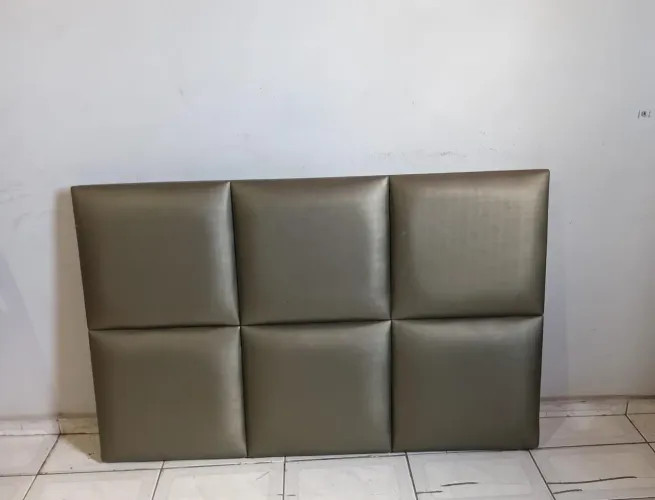 Cabaceira acolchoada