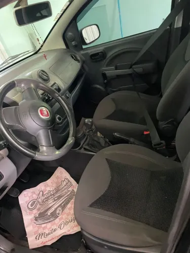 Fiat Uno Vivace/rua 1.0 EVO Fire Flex 8V 5P 2013