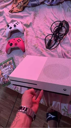 Xbox one s 1tb branco novo 