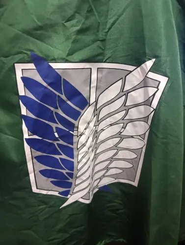 Cosplay attack on titan capa da tropa de exploração