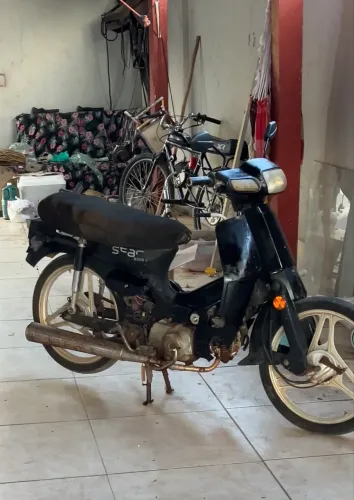 Cinquentinha boa motor bom só pegar e andar 