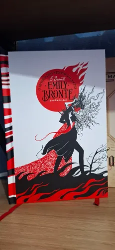 O Morro dos Ventos Uivantes DARKSIDE BOOKS