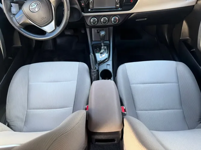 Toyota Corolla GLI 1.8 Flex 16V Aut. 2016