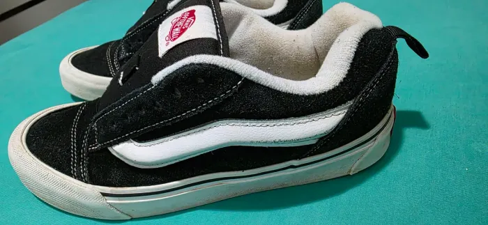 Tenis vans skool