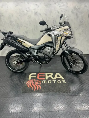 HONDA SAHARA 300 ADVENTURE | ANO 2024
