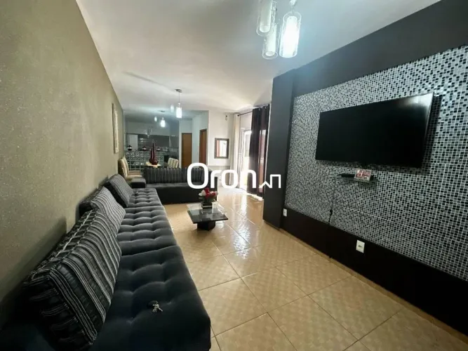 Sobrado à venda, 300 m² por R$ 690.000,00 - Residencial São Leopoldo - Goiânia/GO