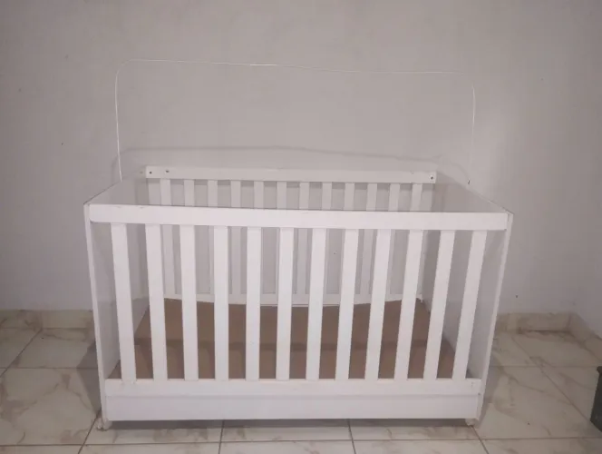 Berço com colchão